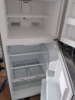 FRIGIDAIRE FRIDGE