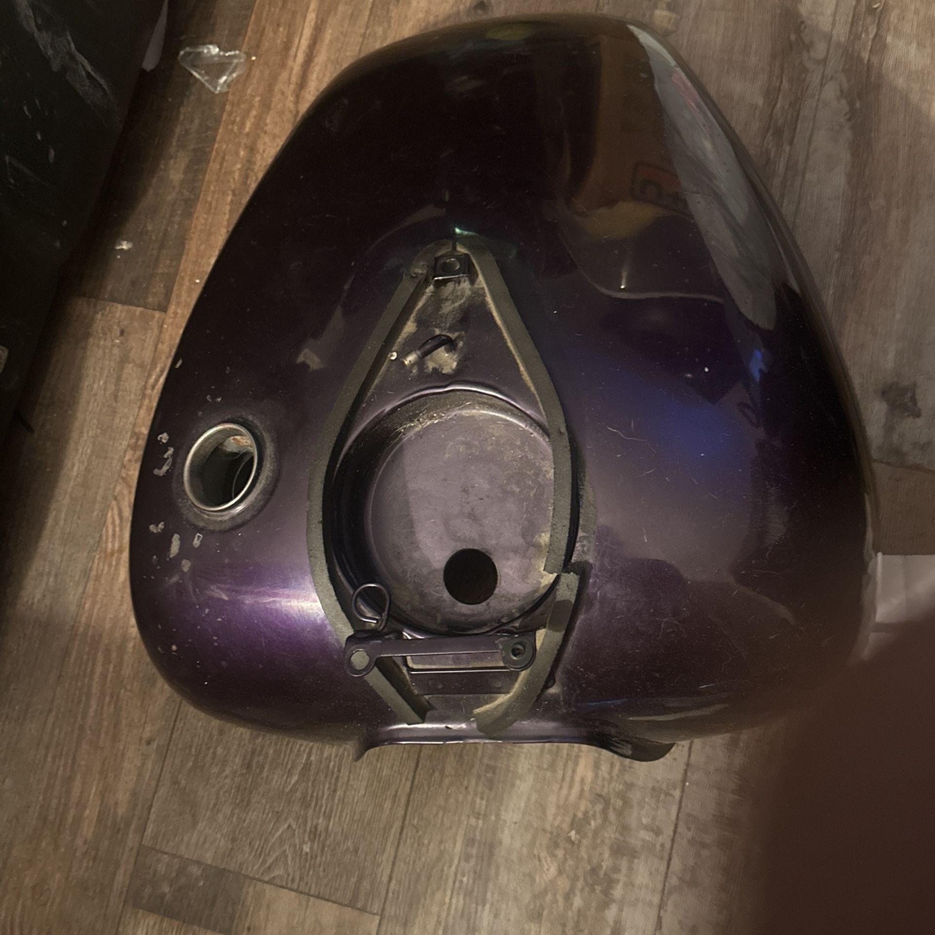 2001 Yamaha V-Star 650 Classic Fuel Tank