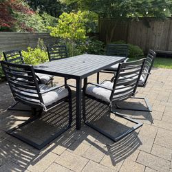 Metal Table & Chairs