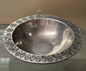 Wilton Armetale Reggae Extra Large 14.5” Round Serving Bowl Food Safe