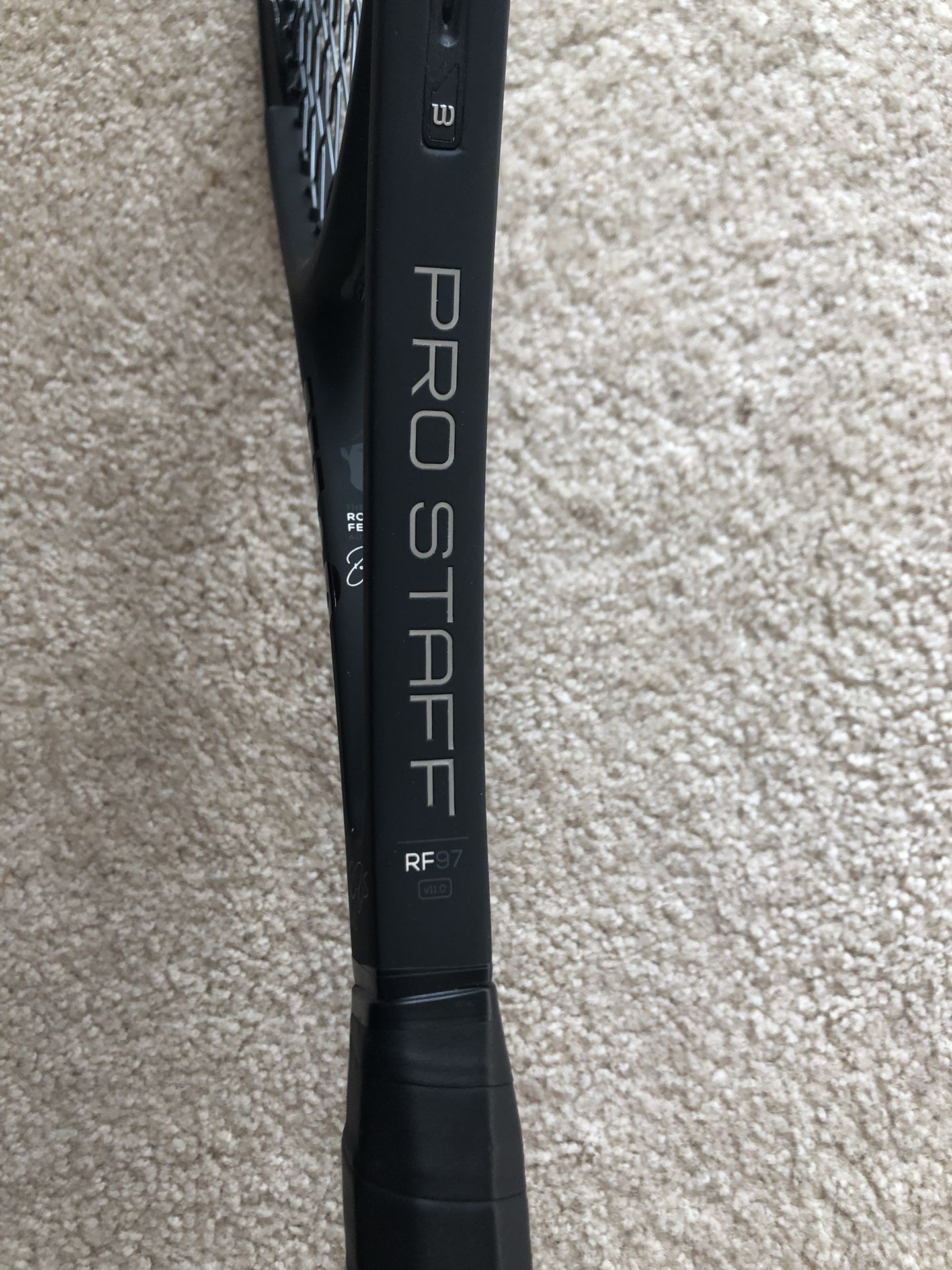 Wilson Pro Staff RF97 v11 4 1/2 Racket #5420-1