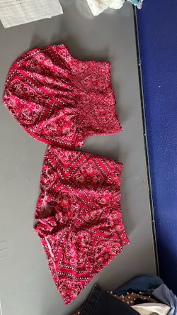 2 piece red bandana pattern short set
