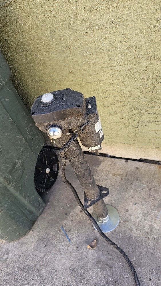 Electric Trailer Jack