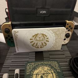Zelda Edition Switch OLED with Extras