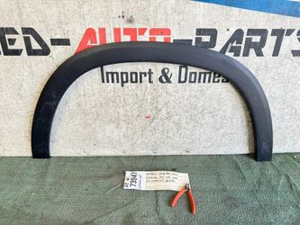 2020 - 2025 MERCEDES GLE CLASS W167 RIGHT FRONT FLARE FENDER MOLDING OEM AY73947