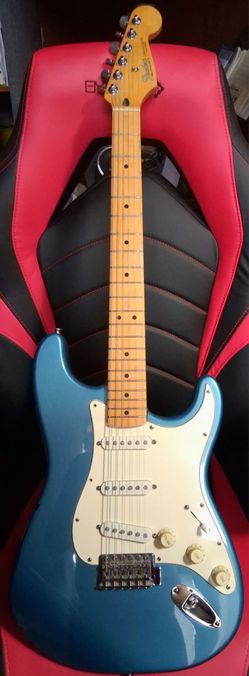 50th Anniversary Fender Stratocaster 1996 mim