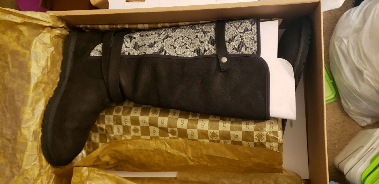 Women's Size 7 Ugg Boots