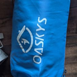 Camping tent Gear ( Easily Fits In 3 People ) And Sleeping Bag