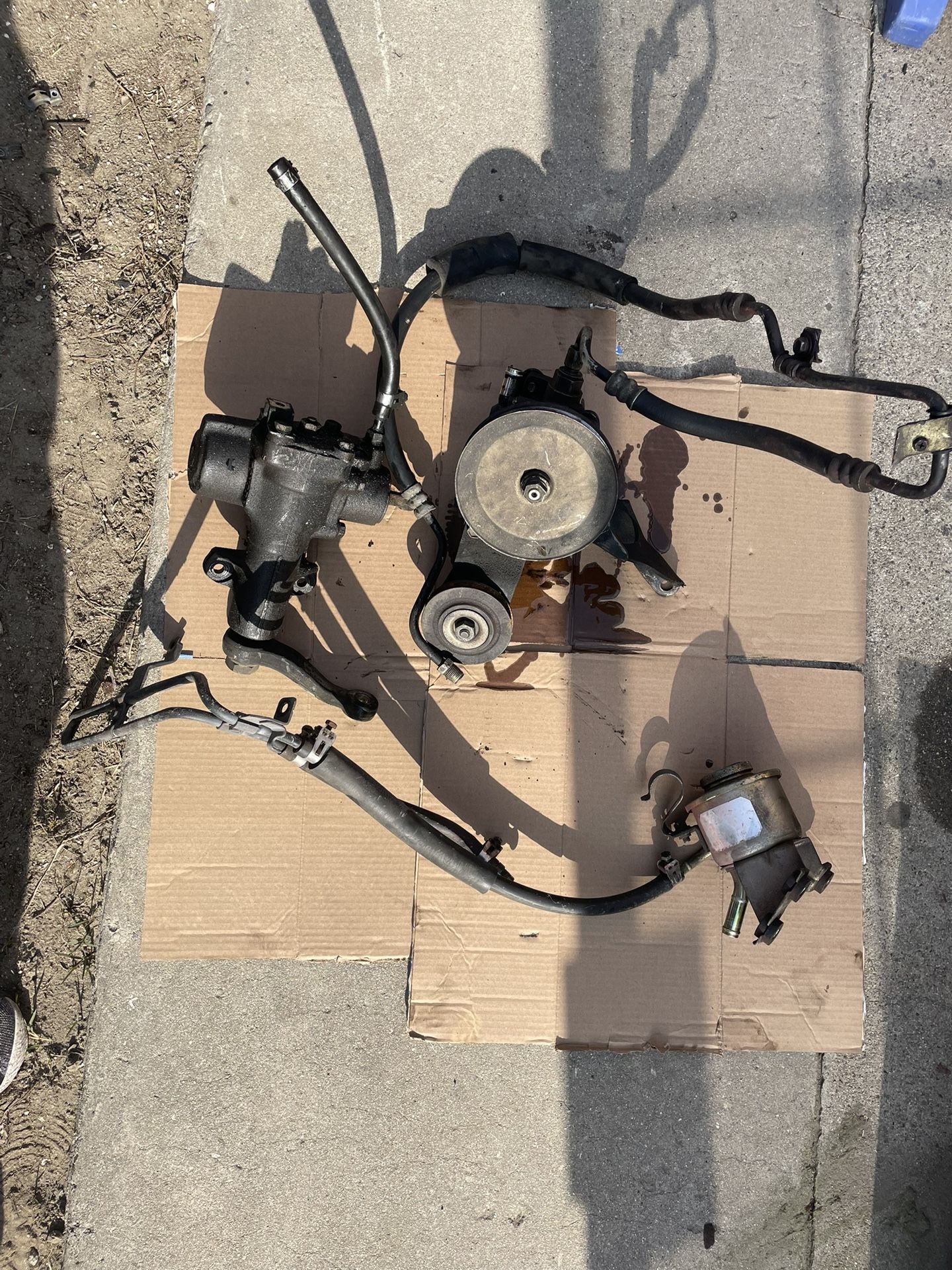 1987 Toyota pickup truck 22R engine complete power steering asking $450