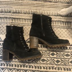 Black Lace-up Boots With Chunky Wedge Heel