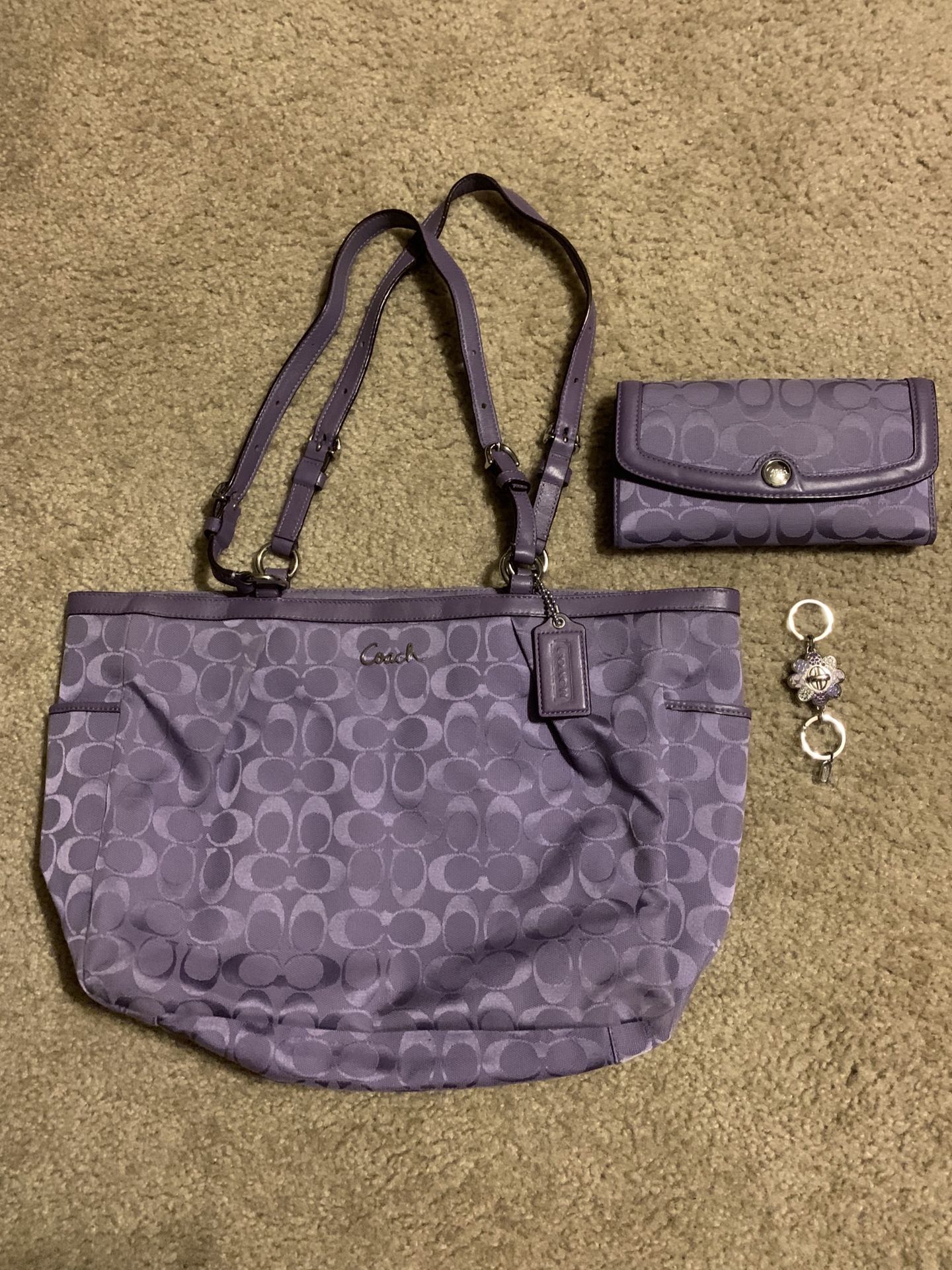 Coach purse/wallet/key chain
