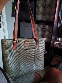 Dooney & Bourke Handbag