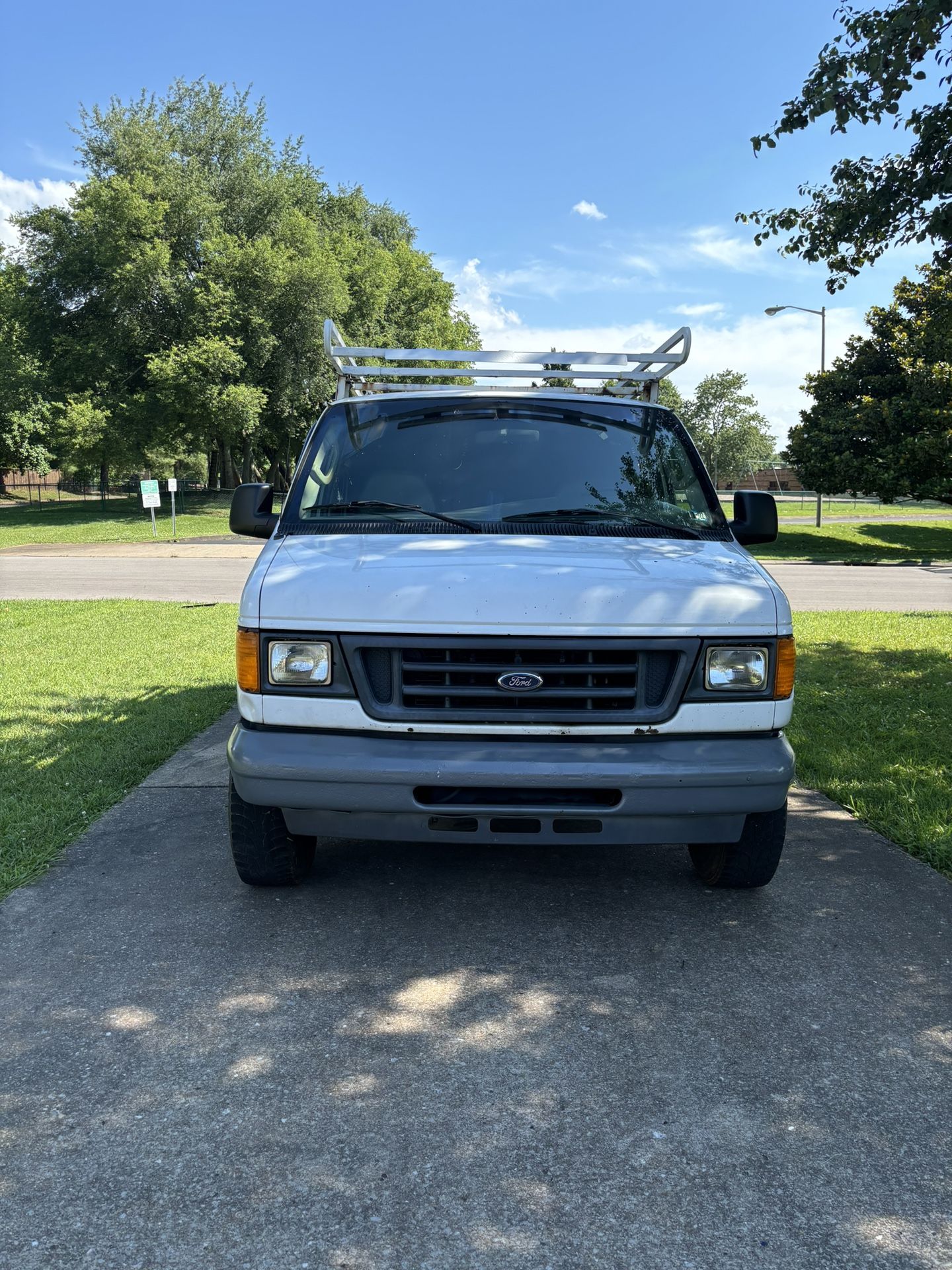 2006 Ford E-250