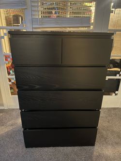 Black Wooden Dresser