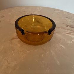 Antique/Vintage Amber Yellow Glass Ashtray.  