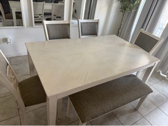 Dining room table