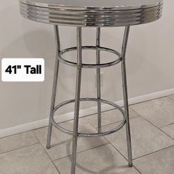 I've Cream Parlor Table ($45)