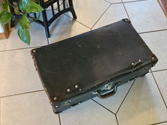 Vintage (1930ish) Black Hardshell Suitcase
