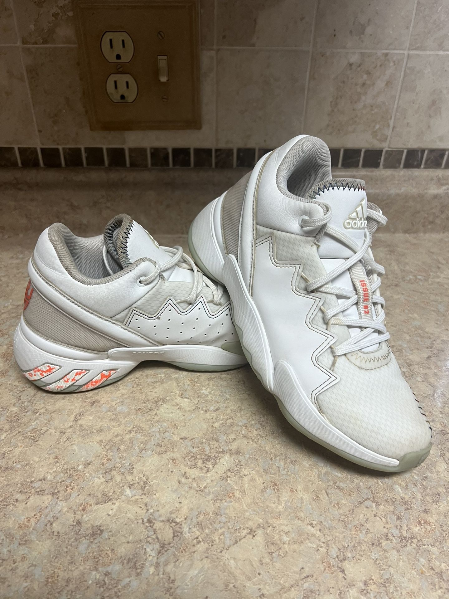 Adidas DON Issue 2 Sneakers Size 2.5