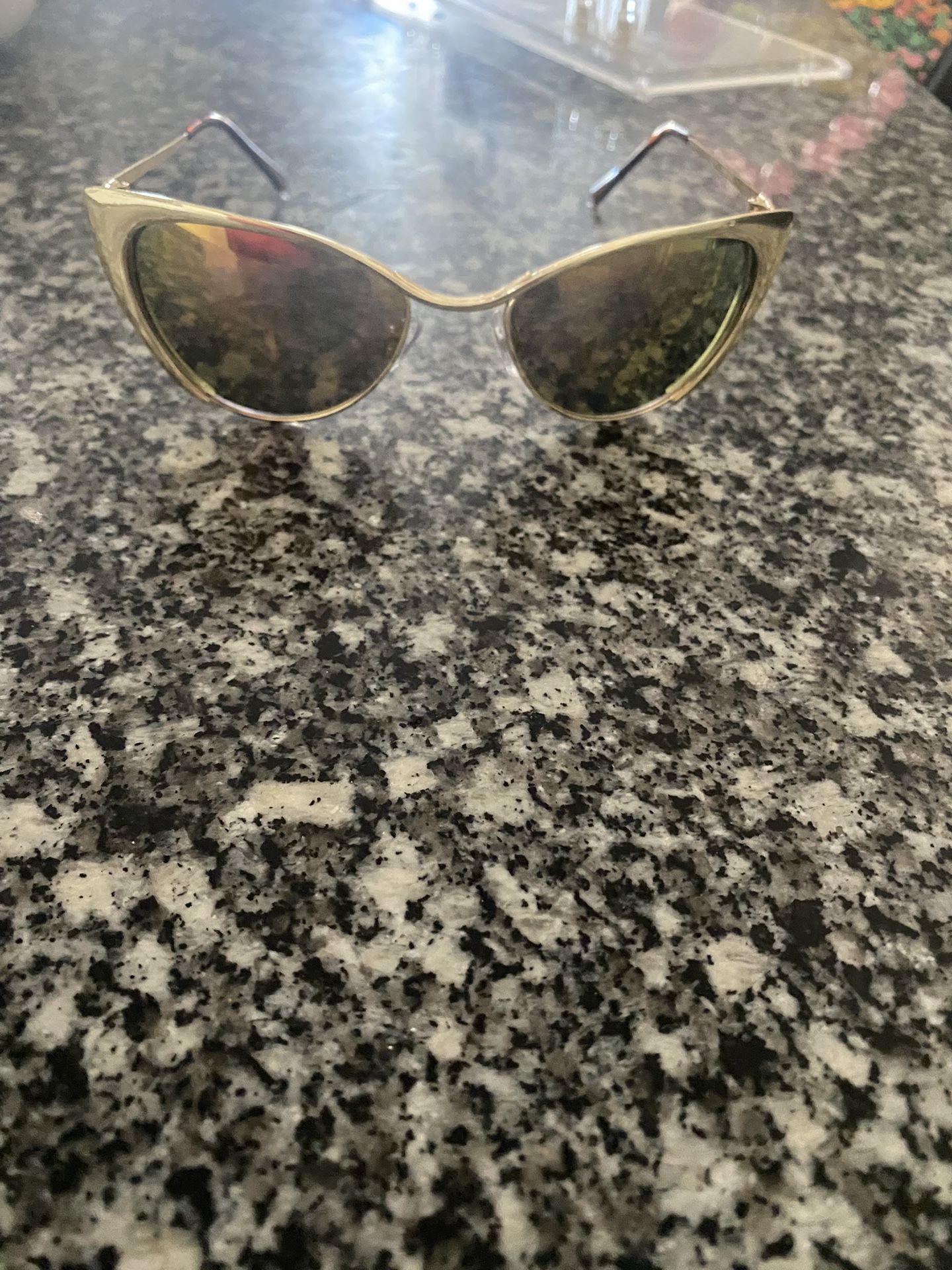 Oval Mirror Tinted Sunglasses