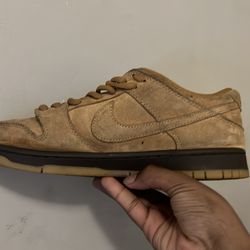 Nike sb dunk lowpro brown and 10