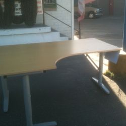 IKEA GALANT OFFICE TABLE 