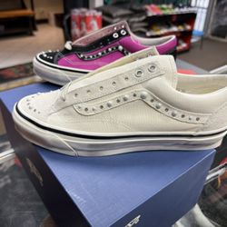 Vans Pearlized “Marshmellow & Fuschia Pink”