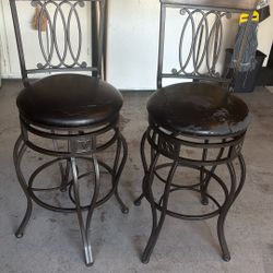 Swivel Bat Stools 