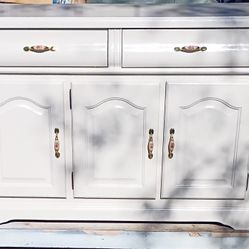White Wooden Buffet Cabinet- Delivery available! 