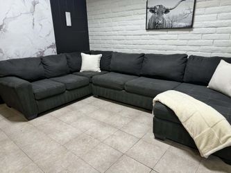 Gray Sectional - Free Delivery