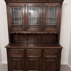 **Need To Sell-China cabinet and dining table**