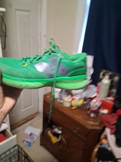 New Balance Used Basketball Shoes