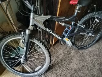 S25 26'mountain bike Shimano equipped