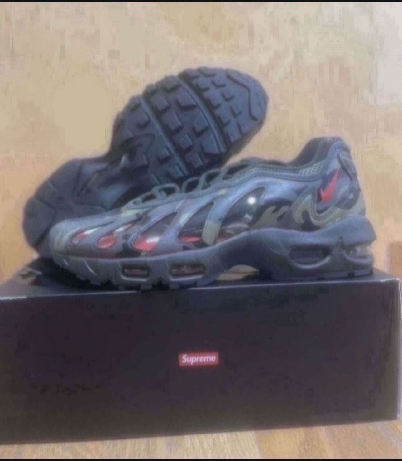 Supreme Nike Air Max 96 Dark Army Speed Red Clear Size 8.5 Brand New