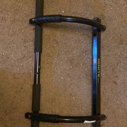 Pull Up Bar 
