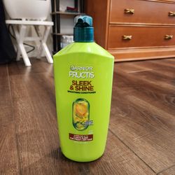 New, unopened 40 oz Garnier Fructis Sleek & Shine Smoothing Conditioner