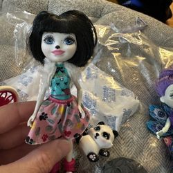 Dolls! Animal Enchantimals AND Tree house 