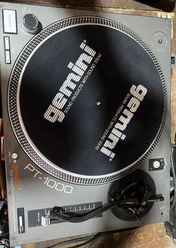 Gemini PT-1000 Turntable
