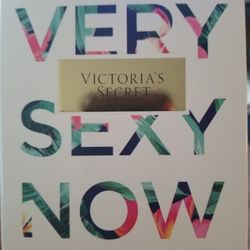 Victoria secret Very Sexy Now Perfume