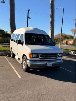 2006 Ford E250