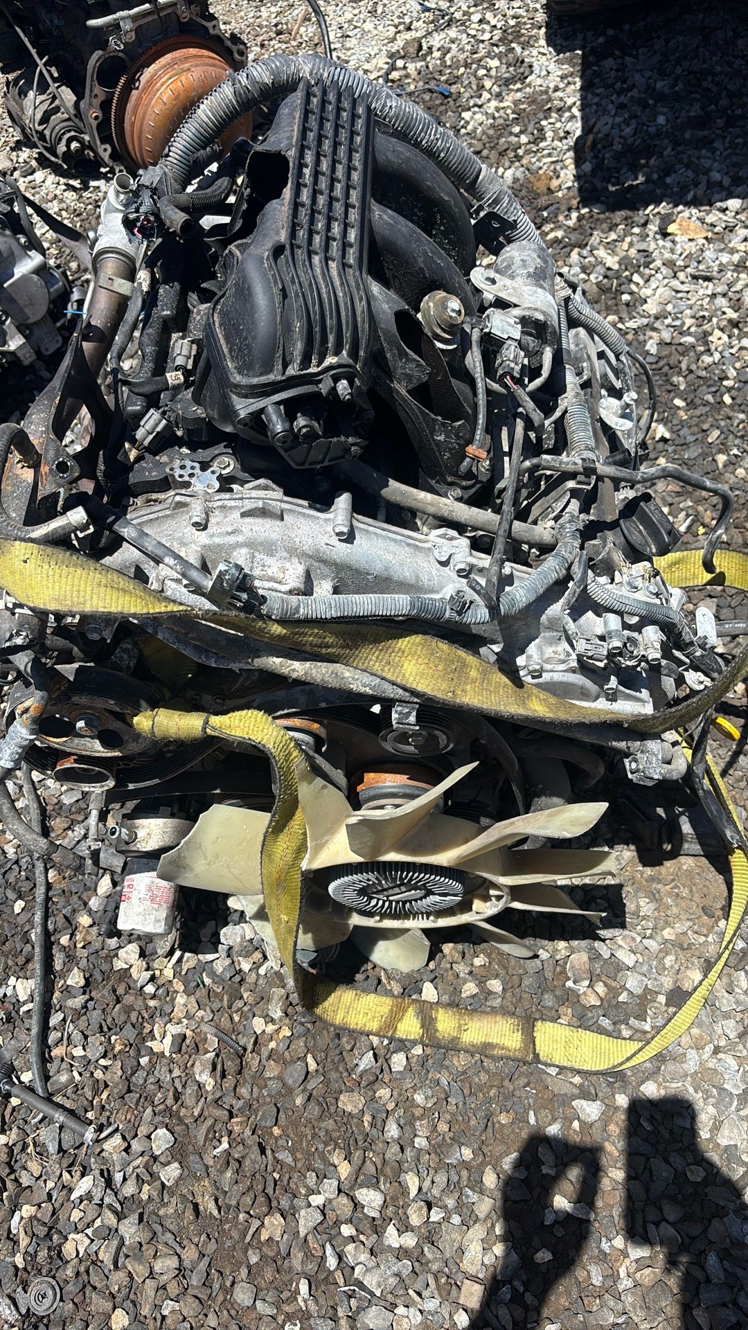 Nissan 4.0 Motor  Parts 