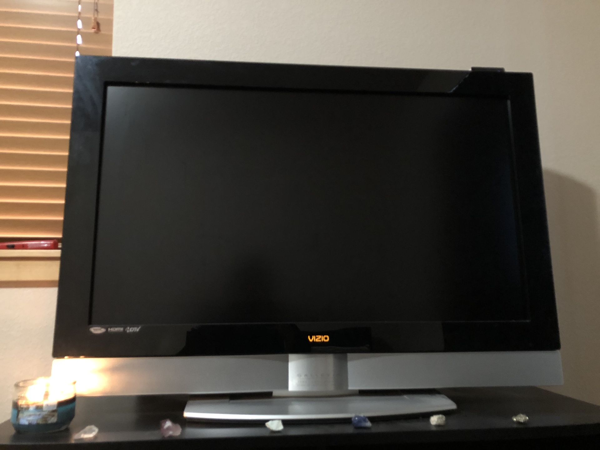 VIZO 42” HDMI HDTV