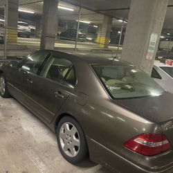 2005 Lexus LS 430