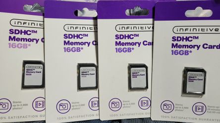 4 16GB Memory Cards *Brand New* Selling As A Bundle!!