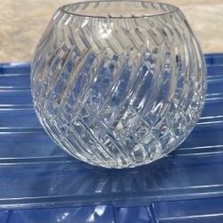 CONTEMPORARY DESIGN ROSE BOWL VASE   