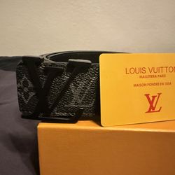 Louis Vuitton black belt