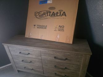 Brand new dresser and mirror 250