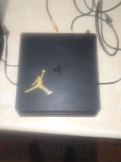 Ps4 slim