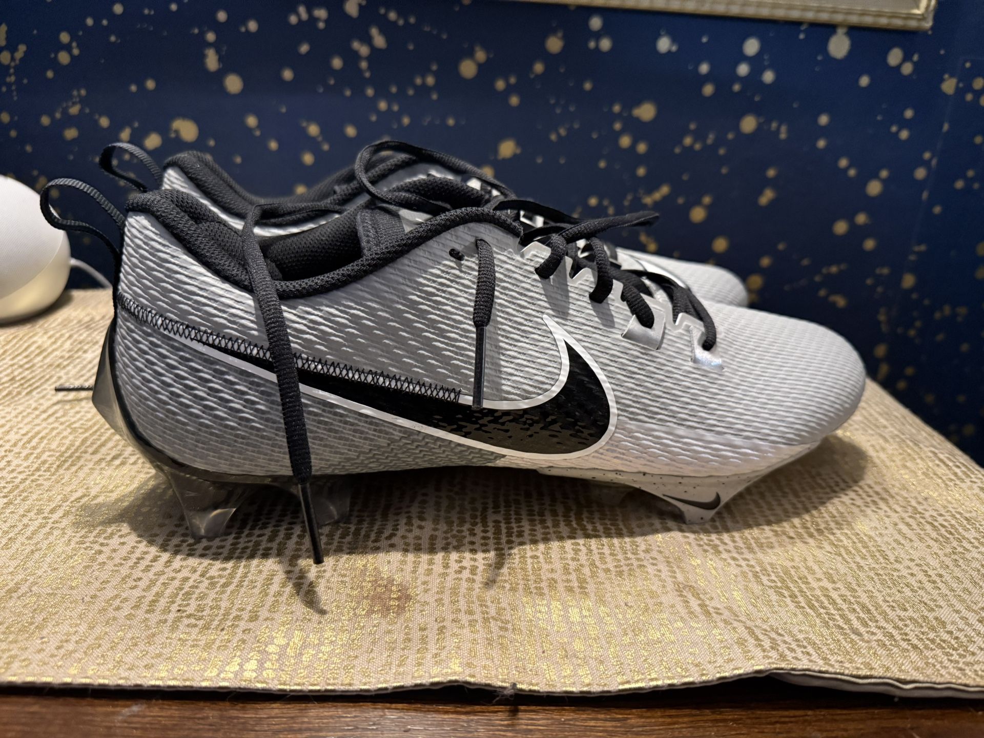 NO BOX Nike Alpha Menace Shark Football Cleats – Size 13