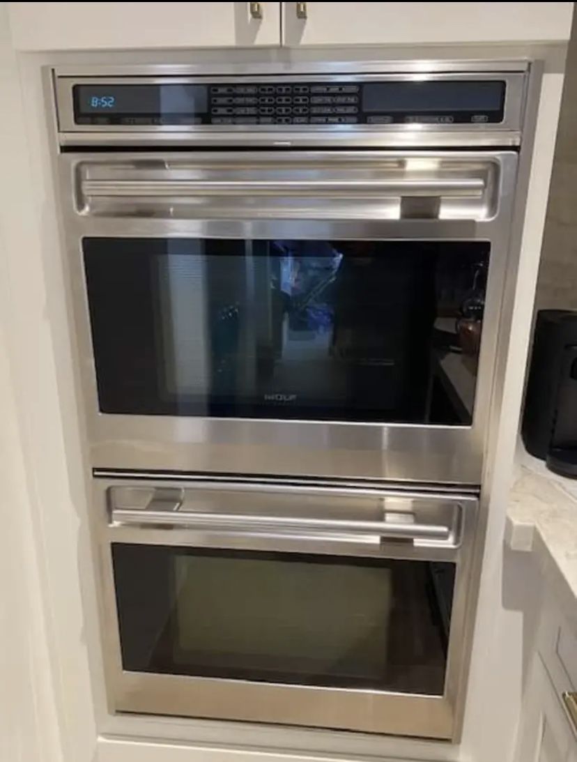 WOLF DOUBLE ELECTRIC OVEN 